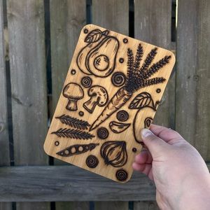 Vegetables cutting board, bamboo wooden cutting board, vegan vegetarian gift